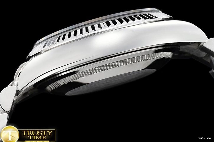 0502 RDD0214D – DayDate 36mm Elegant 683
